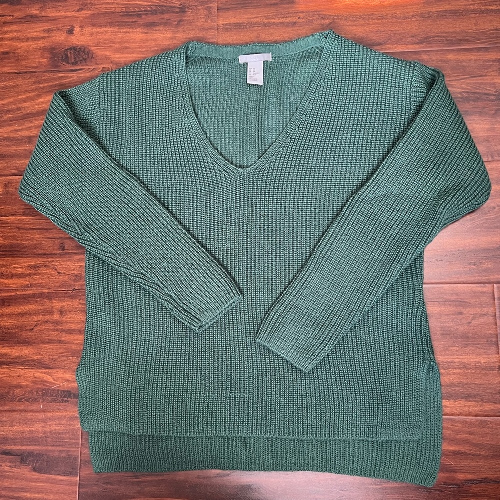 H&M V-Neck Sweater, Size XS